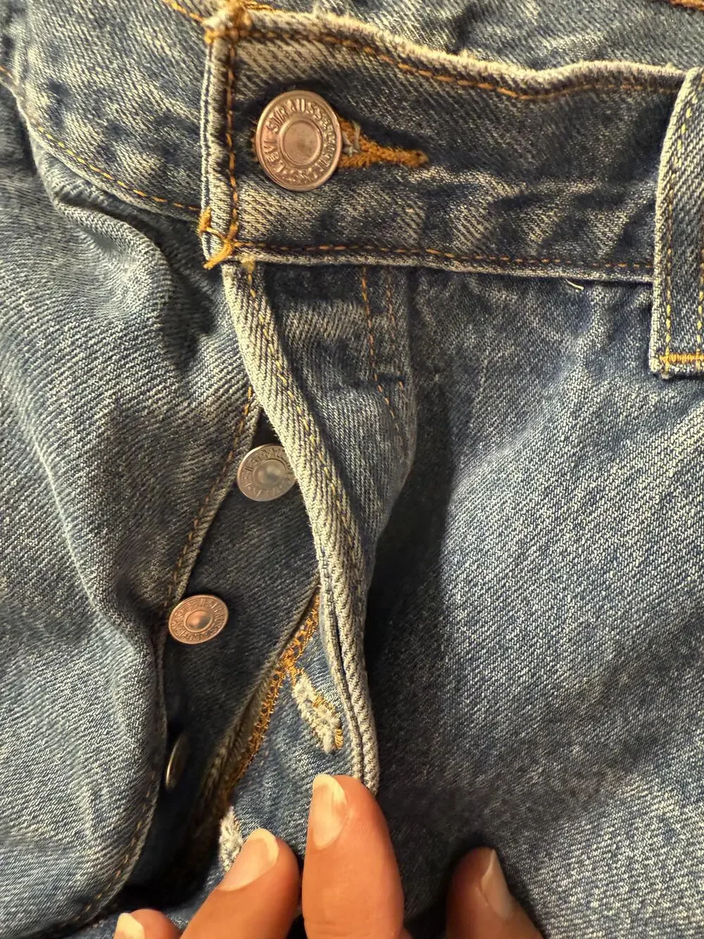 Levis 501 Jeans Mens 40x32 Blue Straight Leg Button Fly Classic Denim Pants